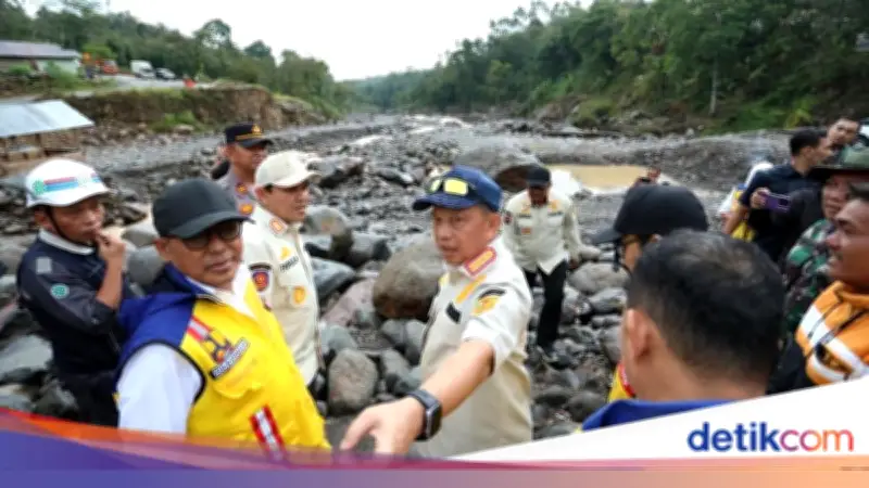 Tito Minta Papan Informasi Dipasang di Tiap Proyek Infrastruktur Pascabencana
