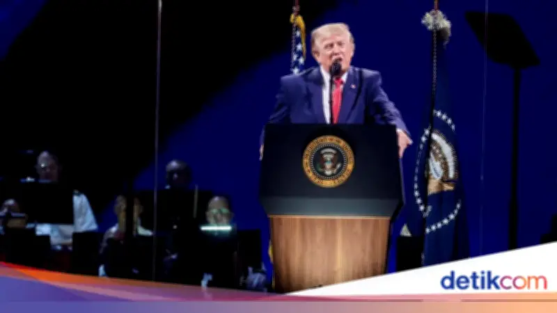 Trump Ejek Komunisme di Peringatan Hari Kemerdekaan AS 2026