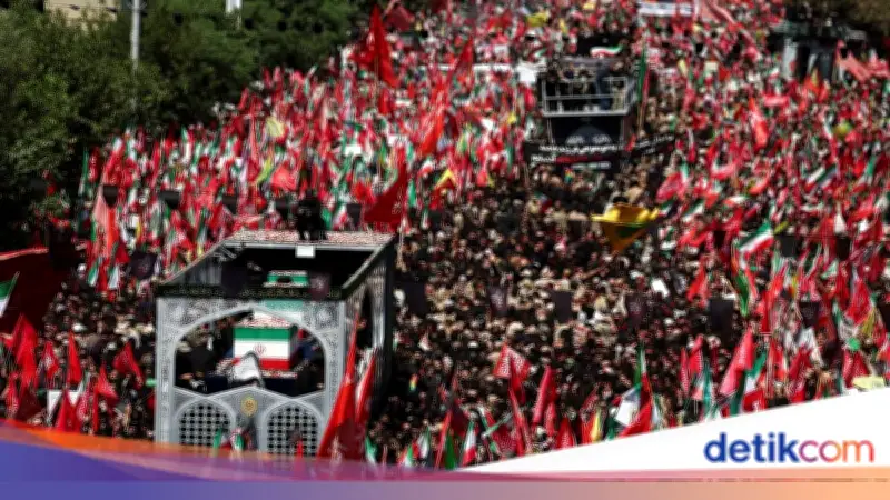 Trump Kaget Jutaan Orang Hadiri Pemakaman Khamenei, Sebut Air Mata Palsu