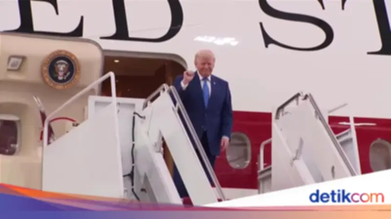 Trump Puji Air Force One Baru Hadiah Qatar: AS Tak Bisa Buat Pesawat Seperti Ini
