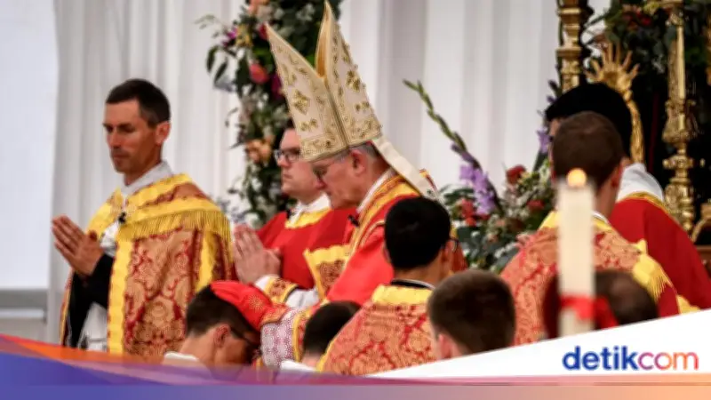 Vatikan Ekskomunikasi Enam Uskup SSPX karena Tindakan Skismatik