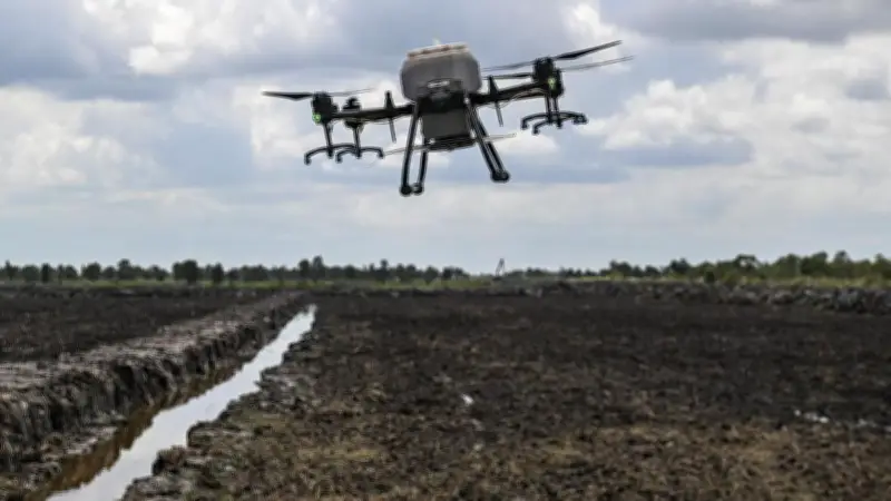 Viral Petani Diangkut Drone saat ke Sawah di Tuban, Ini Faktanya