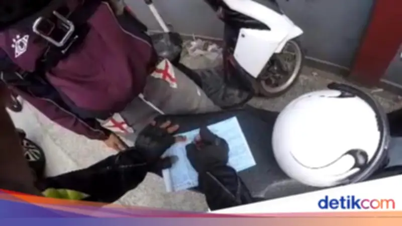 Vloger Ditilang di Puncak, Sempat Suap Polisi Tapi Ditolak