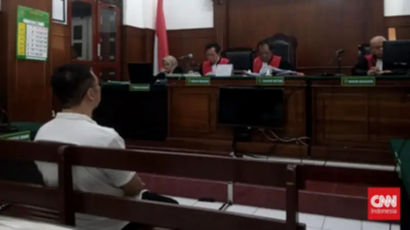 Vonis 3 Tahun 10 Bulan untuk Perusak Rumah Nenek Elina di Surabaya