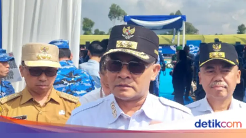 Wagub Erwan Dorong Pengrajin Jabar Berinovasi Ikuti Tren Zaman
