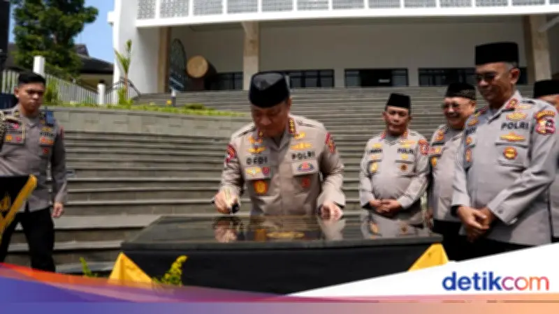 Wakapolri Resmikan Revitalisasi Masjid Panggilan Sujud di Lemdiklat Polri