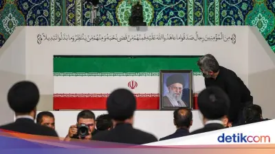 5 Fakta Pemakaman Khamenei: 6 Hari, Teriakan 'Matilah Amerika', dan Perwakilan RI
