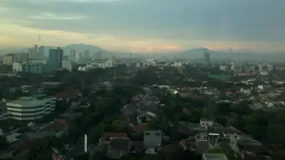 Cuaca Jabodetabek Hari Ini: Cerah hingga Berawan, Suhu 16-35°C