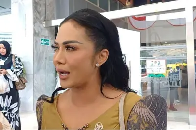 Krisdayanti Cerita Pengalaman Menginap di Sel Imigrasi Australia