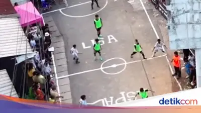 Lahan Tidur KAI di Menteng Dipakai Anak Muda Jadi Lapangan Bola, Ini Respons Perusahaan