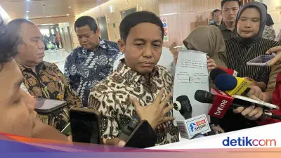 Menhut Raja Juli Buka Suara soal Amplop Bupati Kuansing yang Kena OTT KPK