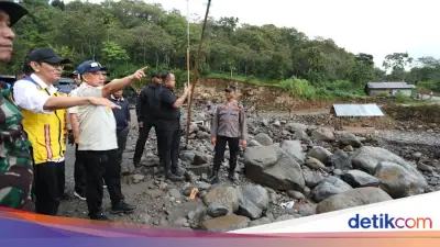 Tito Tinjau Jalan Werlah Bener Meriah, Pemerintah Bangun Jembatan dan Perlebar Jalan