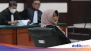 5 Fakta Dakwaan dr Tifa: Tuding Ijazah Palsu Jokowi hingga Tolak Damai