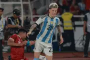 Alejandro Garnacho Kenakan Jersey Portugal saat Nonton Piala Dunia 2026
