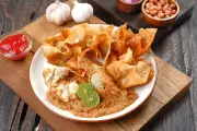 Batagor dan Pisang Goreng Masuk 20 Camilan Terbaik Dunia Versi Taste Atlas 2026