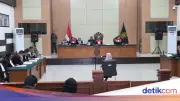 Dr Tifa Didakwa Fitnah dan Pencemaran Nama Baik Jokowi Soal Ijazah Palsu