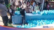 Hari Bhayangkara ke-80, Polisi Bagikan Sembako dan Jajanan Gratis ke Warga Cisauk