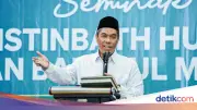 KH Zulfa Mustofa Luncurkan Kitab Baru Jelang Muktamar PBNU