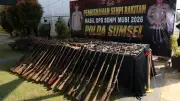 Polisi Musnahkan 397 Senpi Rakitan Ilegal di Sumsel