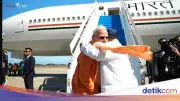 Prabowo Lepas Kepulangan PM India Modi di Bandara YIA dengan Pelukan
