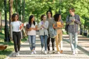 Tips Adaptasi Mahasiswa Baru: Atur Waktu dan Belajar Mandiri